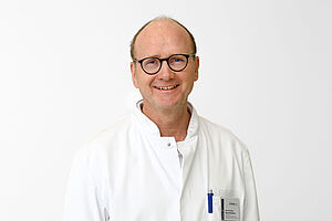 Univ.-Prof. Dr. med. Eckard Hamelmann