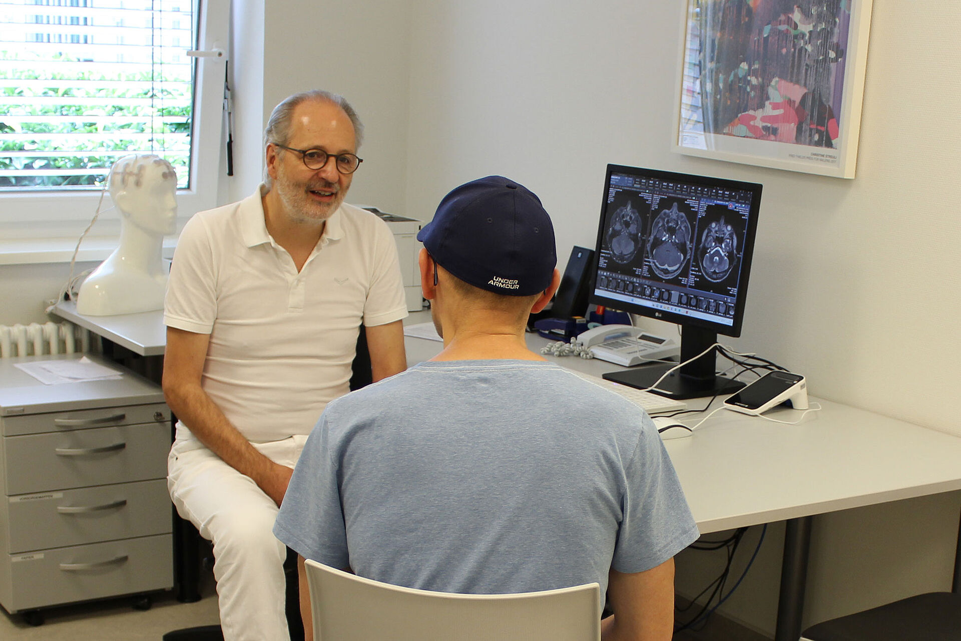 Gespräch in der Hochschulambulanz für Neuroonkologie am EvKB