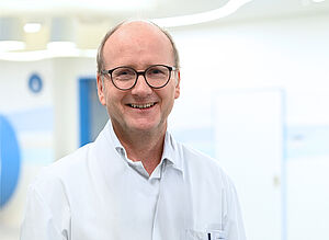 Univ.-Prof. Dr. med. Eckard Hamelmann