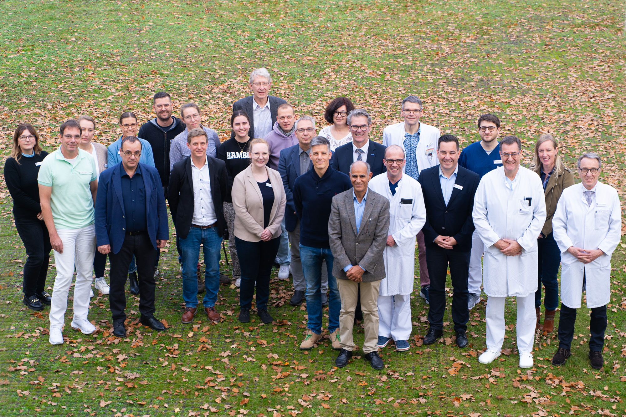 Ein wichtiger Schritt für Lungenkrebspatienten in der Region. Das Ostwestfälische Lungenkrebszentrum des Evangelischen Klinikums Bethel und Klinikums Gütersloh hat erfolgreich die Zertifizierung durch die Deutsche Krebsgesellschaft (DKG) durchlaufen.