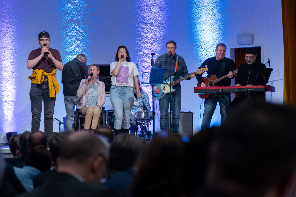 ODER SO! Die Popband ist seit 2017 auf der Bühne. Foto: Matthias Cremer