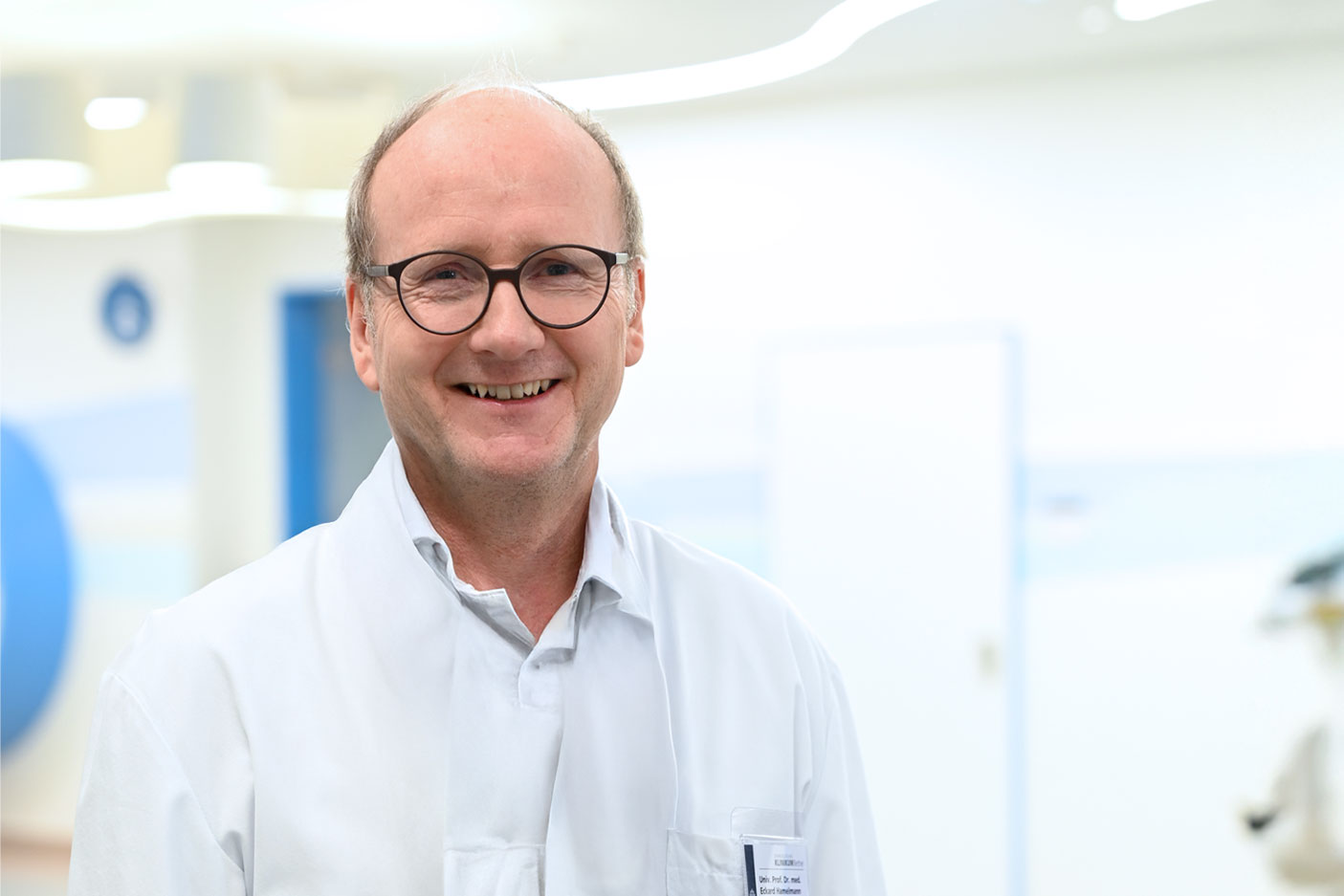 Univ.-Prof. Dr. med. Eckard Hamelmann, Direktor der Universitätsklinik für Kinder- und Jugendmedizin am EvKB